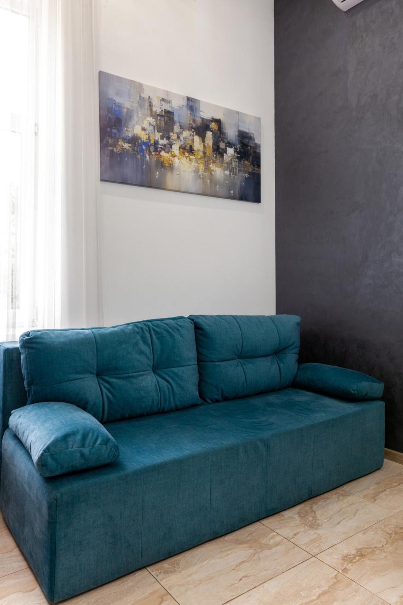 Royal Apartment On Franka 28 Lviv Ngoại thất bức ảnh